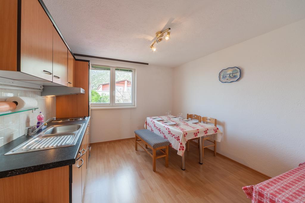Apartmenthaus Hana 카를로바크 외부 사진