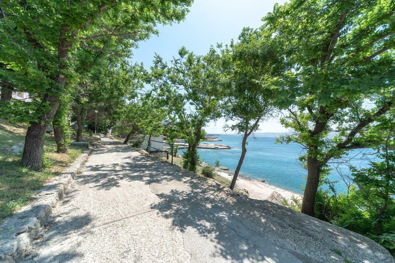Apartmenthaus Hana 카를로바크 외부 사진