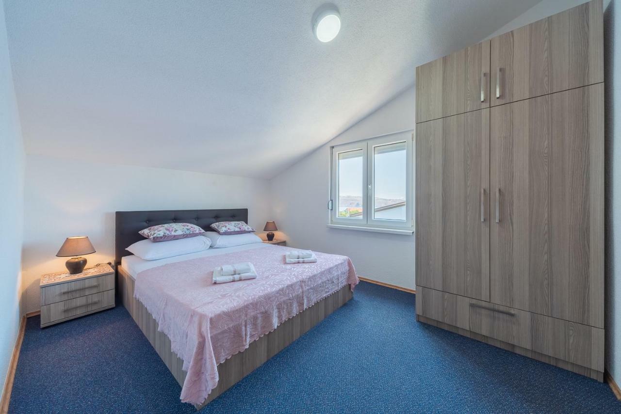 Apartmenthaus Hana 카를로바크 외부 사진